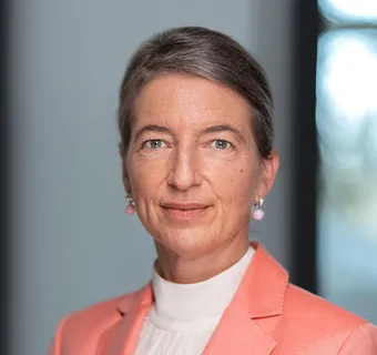 Mariel Hoch – Chair of the Nomination and Governance Committee, Member of the Audit and Risk Committee (portrait)